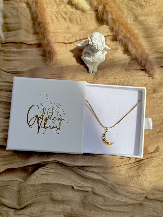 LUNA NECKLACE